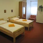 Aldo 4*